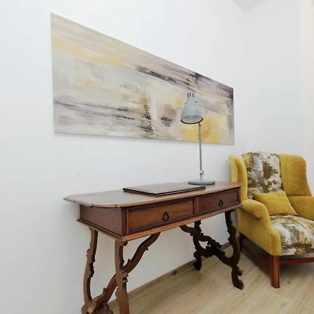 Aventino Contemporary Apartment Рим Екстер'єр фото