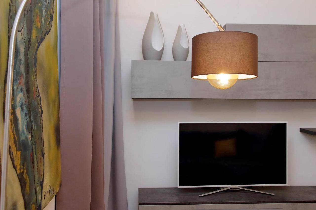 Aventino Contemporary Apartment Рим Екстер'єр фото