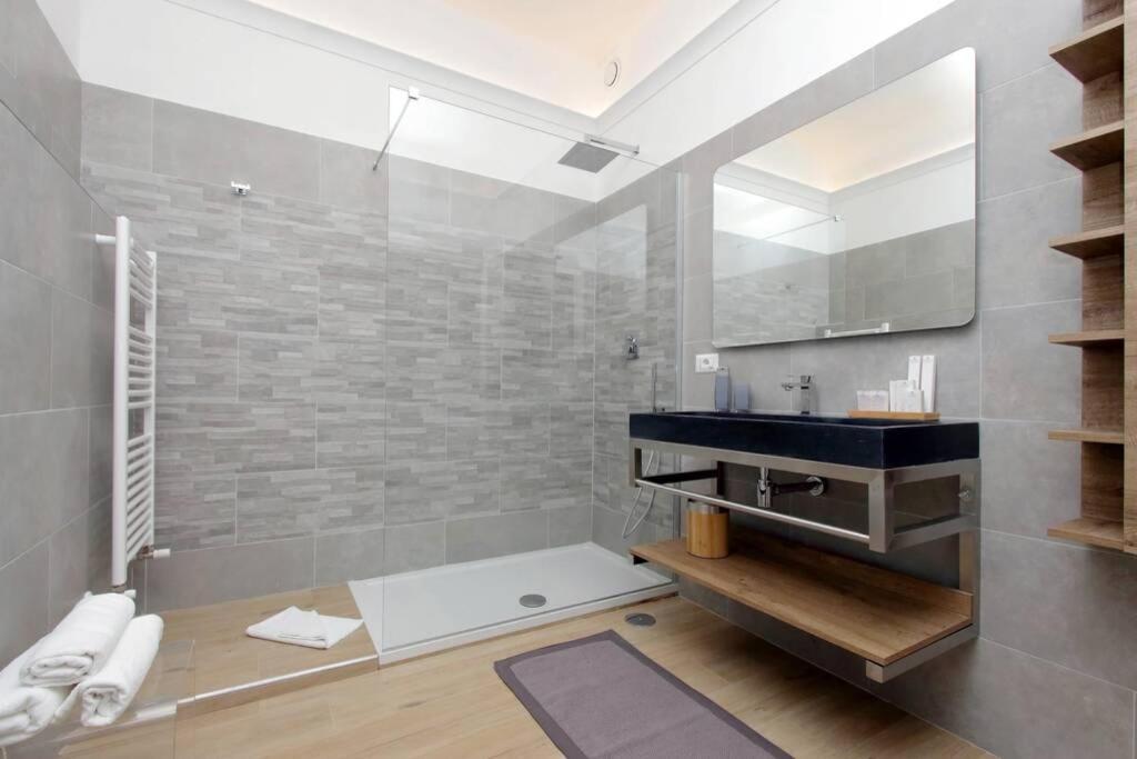 Aventino Contemporary Apartment Рим Екстер'єр фото