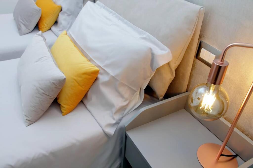 Aventino Contemporary Apartment Рим Екстер'єр фото