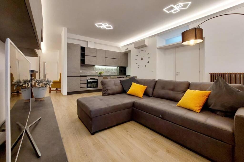 Aventino Contemporary Apartment Рим Екстер'єр фото