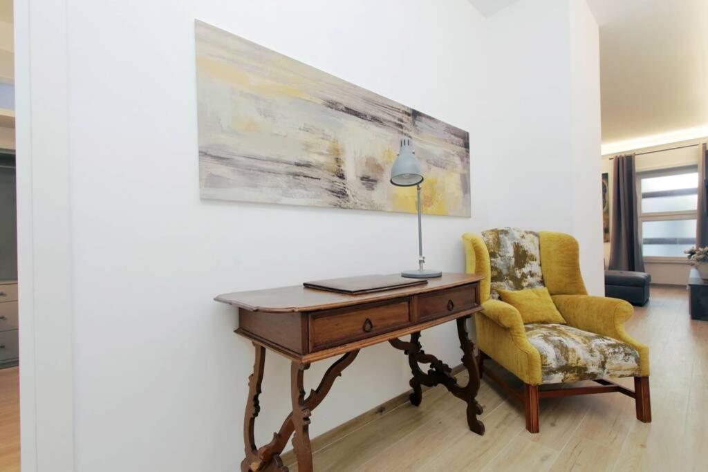 Aventino Contemporary Apartment Рим Екстер'єр фото