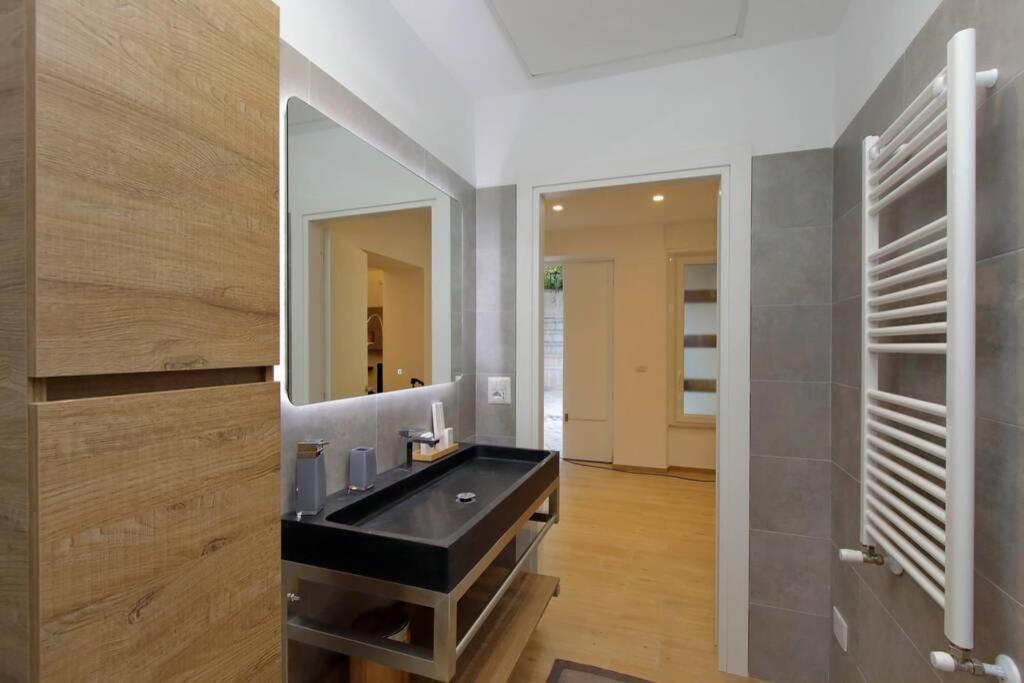 Aventino Contemporary Apartment Рим Екстер'єр фото